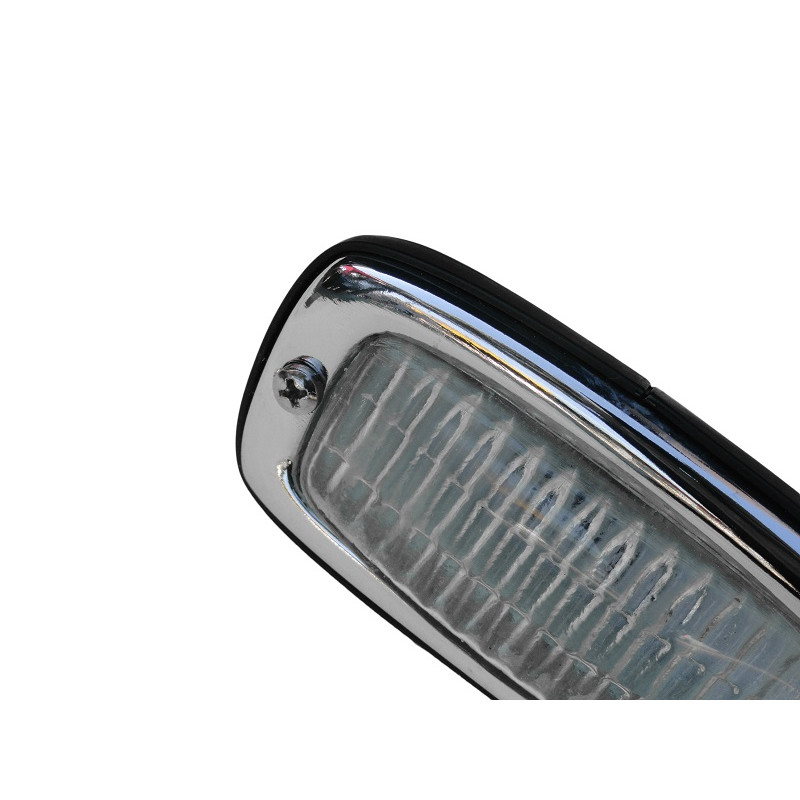 Lanterna Luz Ré Kombi Cromado Lente Cristal Resina Novo