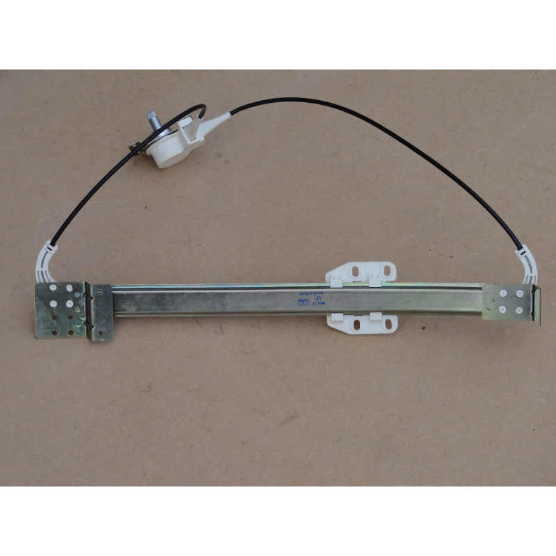 Máquina de Vidro Direita Gol Voyage Parati Saveiro 88 em Diante Nova