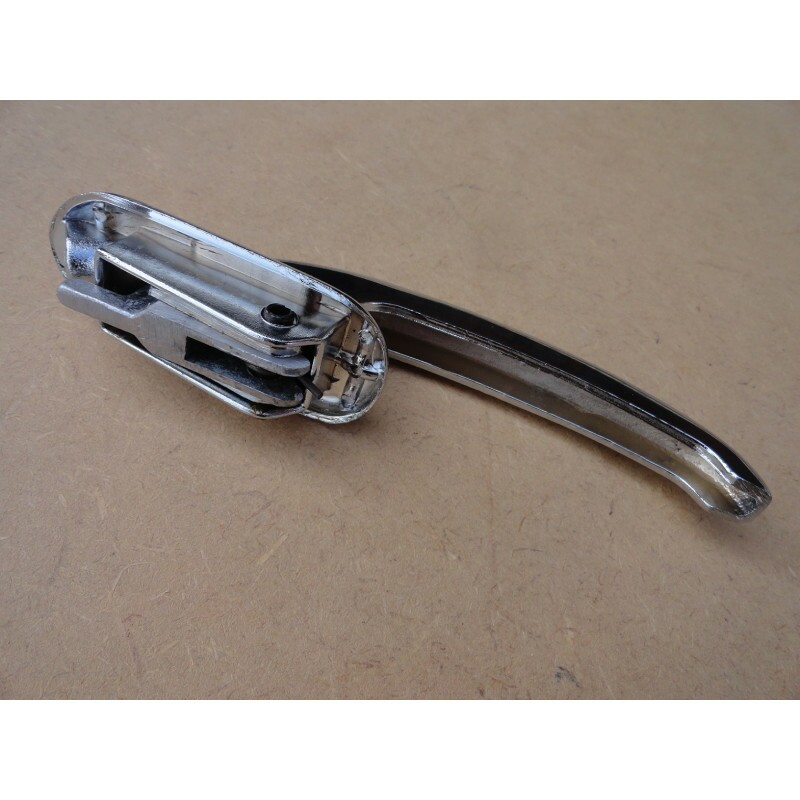 Maçaneta Externa Porta Rural e F-75 Cromada