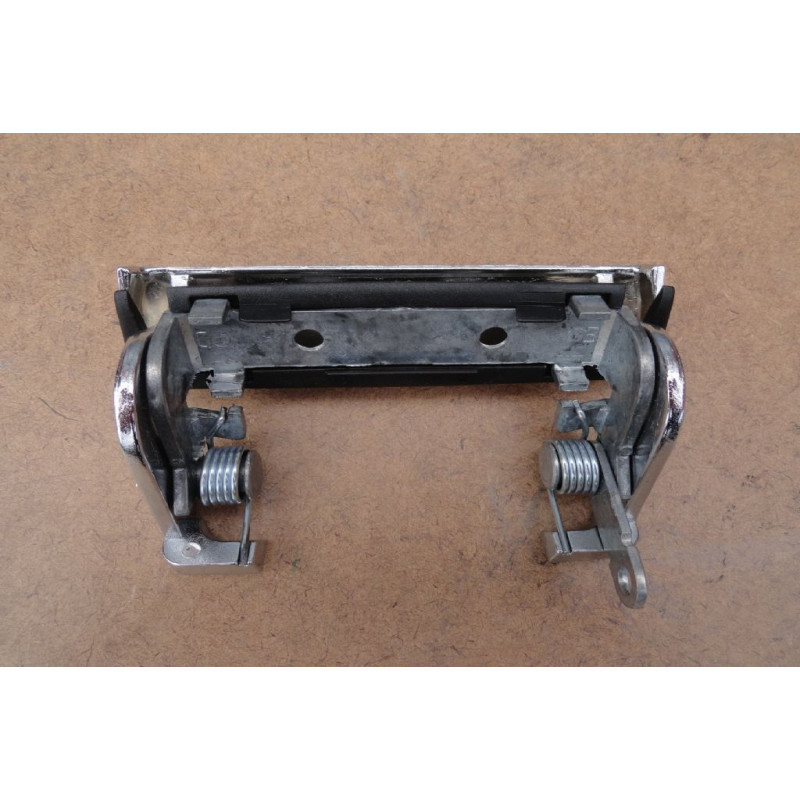 Maçaneta Externa Dianteira Esquerda Del Rey 4 Portas 82 à 91