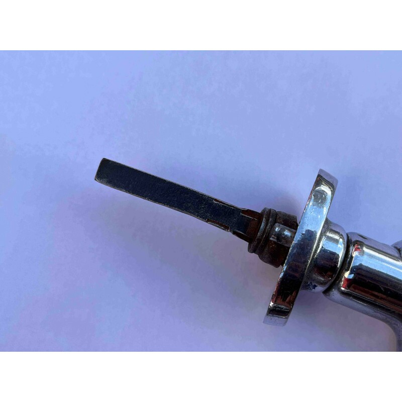 Maçaneta Externa Esquerda Mercedes Benz 1111 Lp 321 para Chave Usado