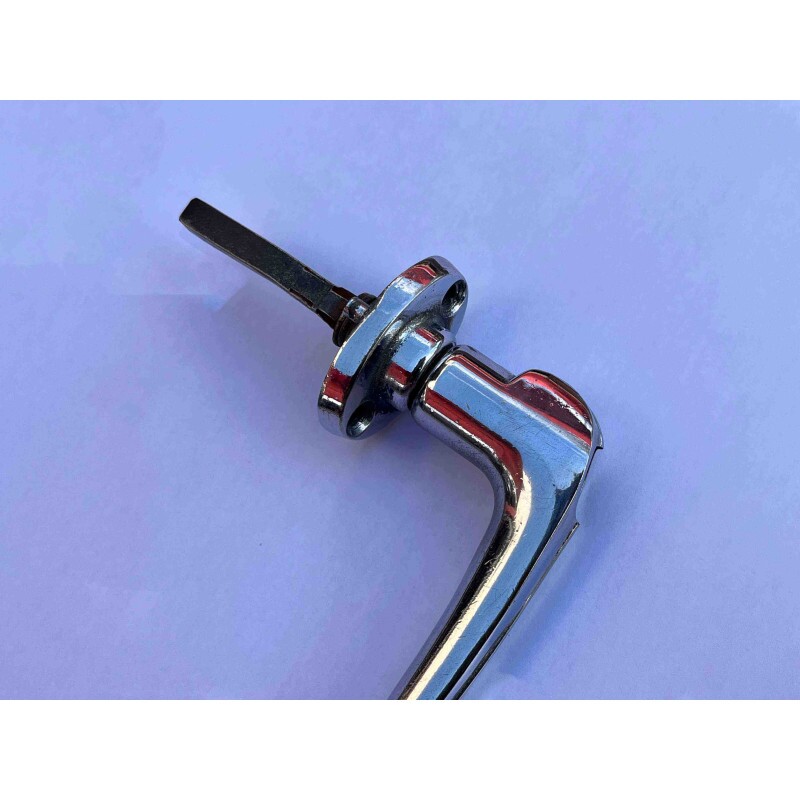 Maçaneta Externa Esquerda Mercedes Benz 1111 Lp 321 para Chave Usado