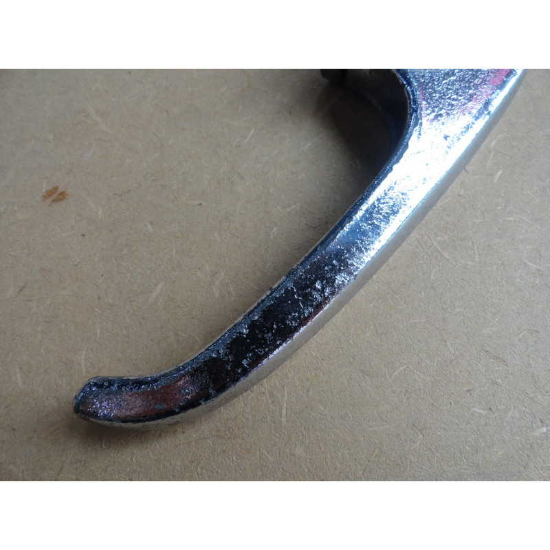 Maçaneta Externa Esquerda Chev Boca de Sapo 47 à 51 Original Usada