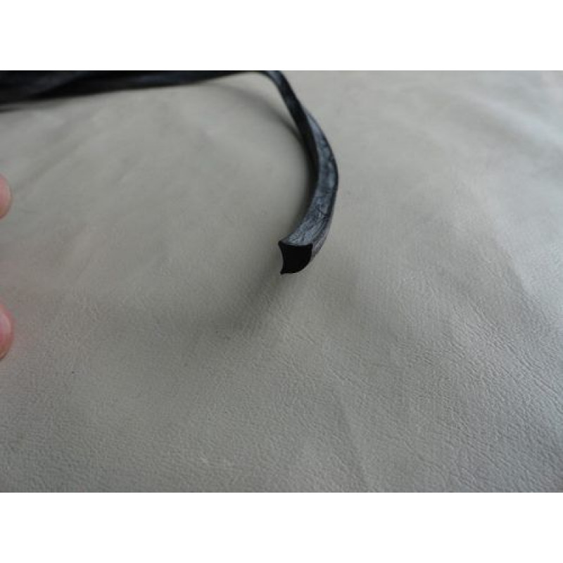 Borracha Macarrão Parabrisa E Vigia Por Metro