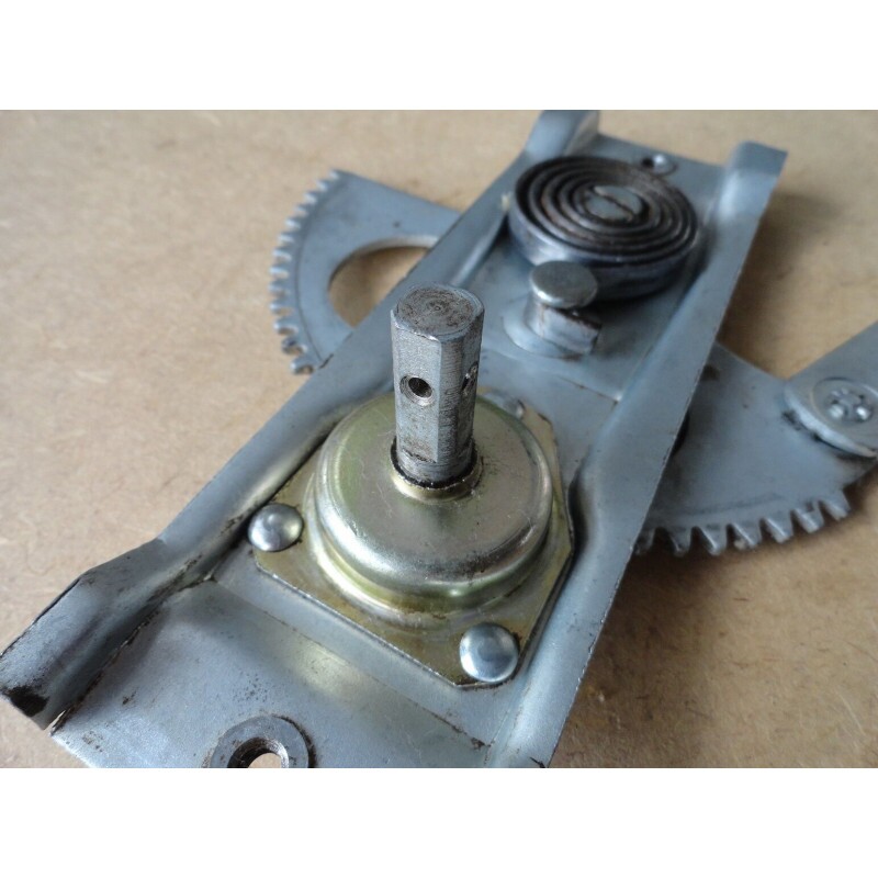 Máquina de Vidro Direita Rural F-75 até 65 Nova