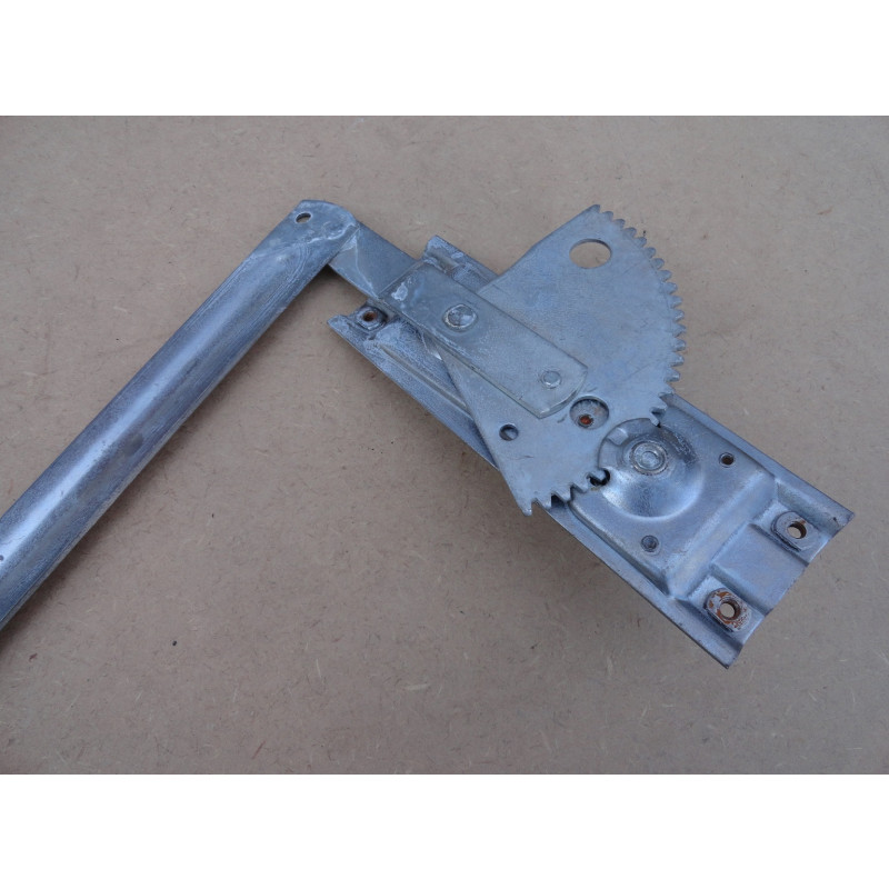 Máquina de Vidro Traseira Esquerda Aero Willys Pino Estriado