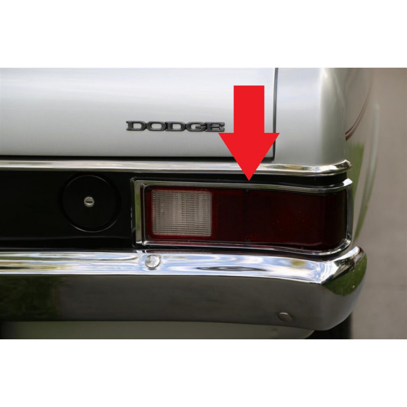 Lente Lanterna Traseira Direita Polimatic Dodge 1800 Polara Com Detalhe