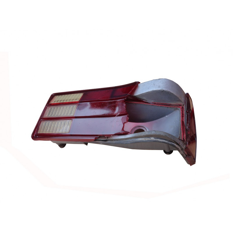 Lanterna Traseira Direita Dodge Polara 78 Diante Original Quebrada