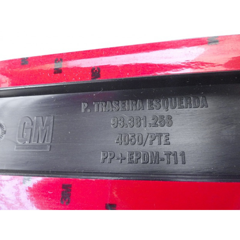 Friso Porta Tras. Esq. Celta 4 Portas 07 À 16 Original Novo