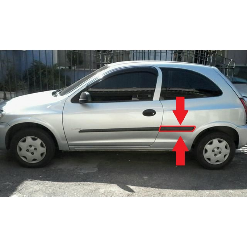 Friso Lateral Traseiro Celta 2 Portas 07 À 16 Original Novo - Par