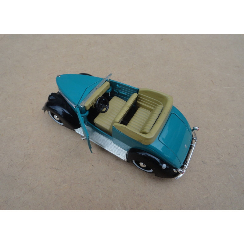 Miniatura Ford 1937 Corvertible Sedan