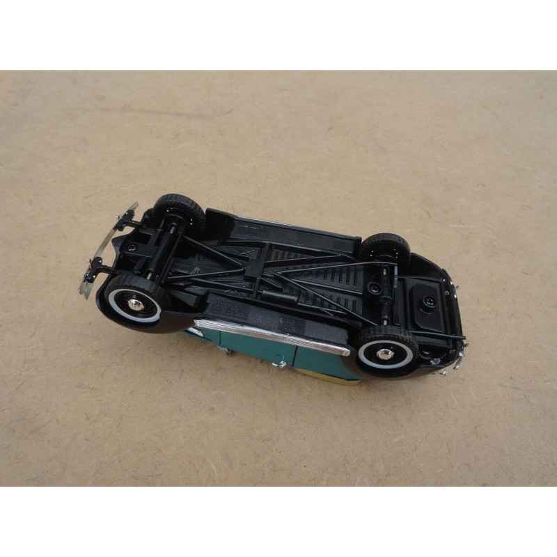 Miniatura Ford 1937 Corvertible Sedan