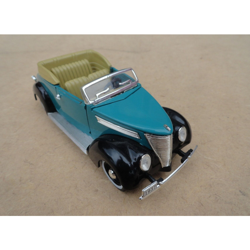 Miniatura Ford 1937 Corvertible Sedan