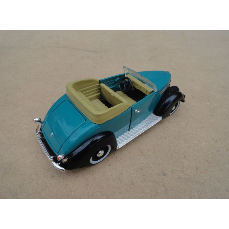 Miniatura Ford 1937 Corvertible Sedan