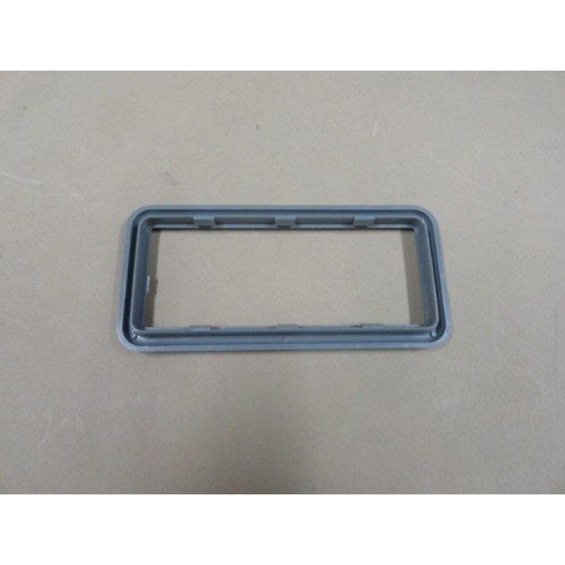 Moldura Maçaneta Interna Opala Chevette após 88 Cinza