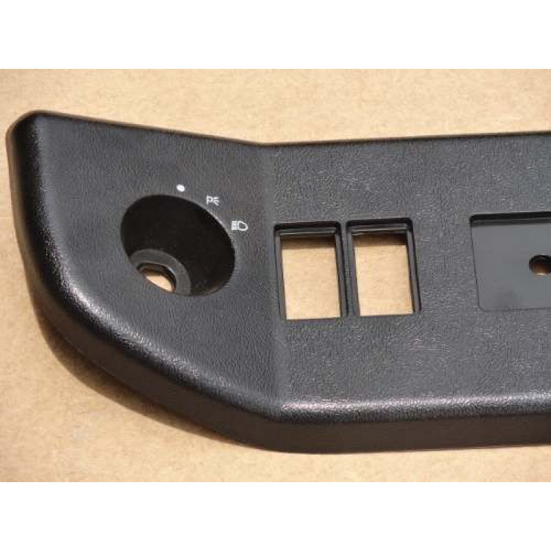 Moldura Inferior do Painel F-1000 93 à 98 Esquerdo