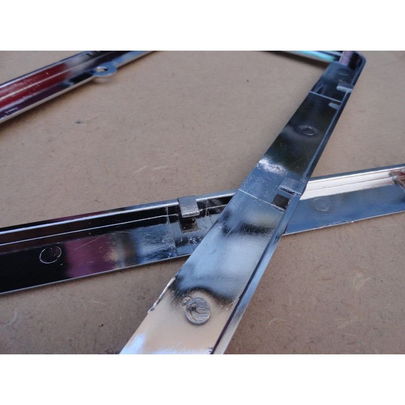 Moldura Suporte Placa Plástico Cromado Universal Carro