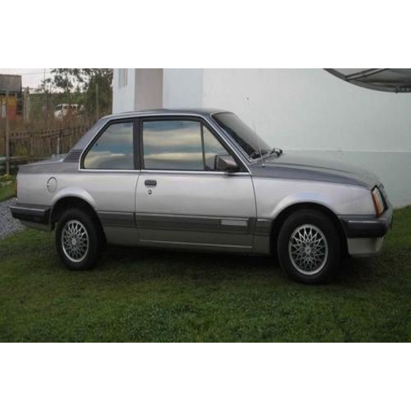 Monza 82 à 96 - Maçaneta Externa Porta Sem Chave Preta Esquerdo