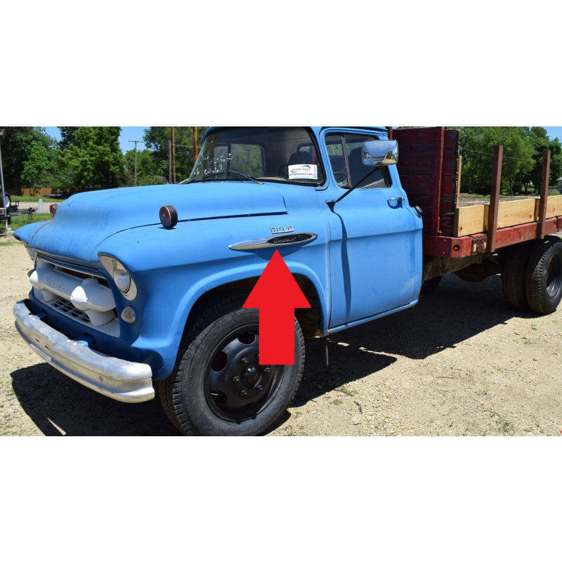 Emblema Lateral do Paralama Caminhão Chevrolet 6500 Marta Rocha 57 Par