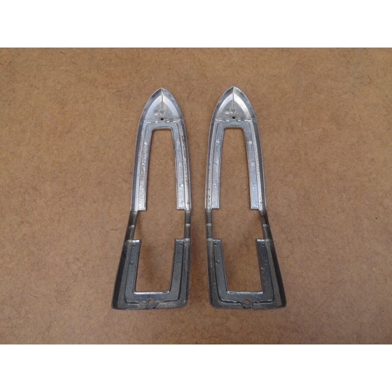 Aro Lanterna Traseira Simca Regente Esplanada 66 à 67 Original Usado - Par