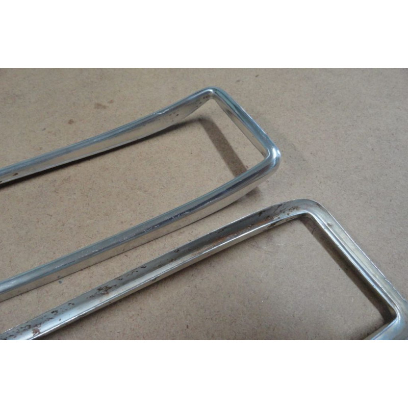 Aro da Lanterna traseira - Original (par)