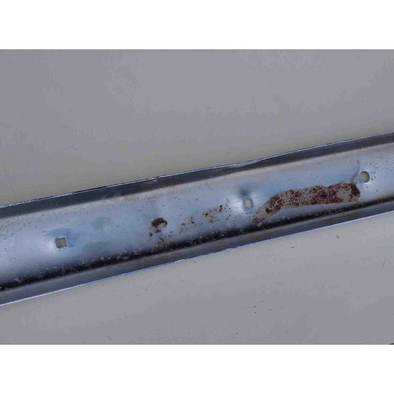 Parachoque Centro Traseiro Rural Cromado c/ Detalhe Original Usado