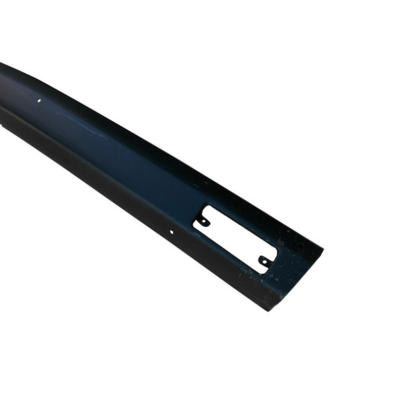 Parachoque Dianteiro Gol Saveiro BX 1980 a 1984 Preto Sem Furo e com Detalhes