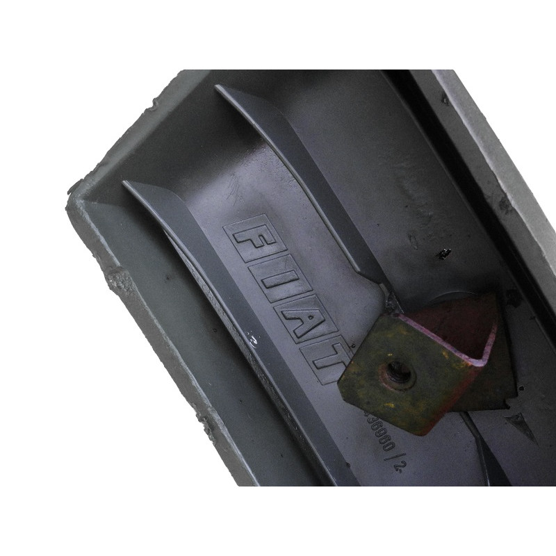 Parachoque Traseiro Plástico Fiat 147 Spazio 80 à 86 Original Usado 