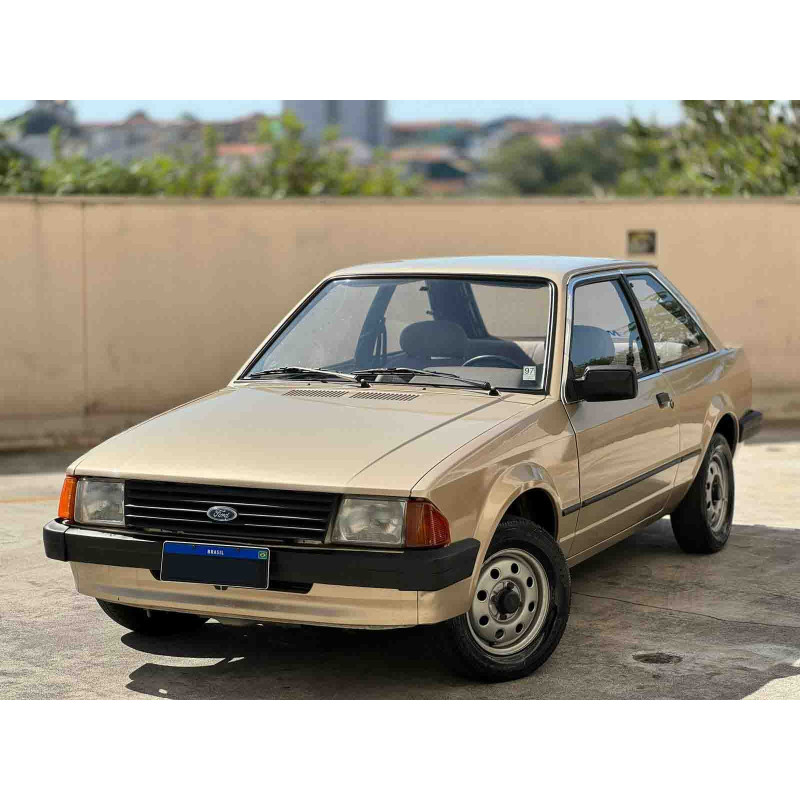 Parafuso Regulagem Fixação Farol Escort Até 86 Original Novo - Par