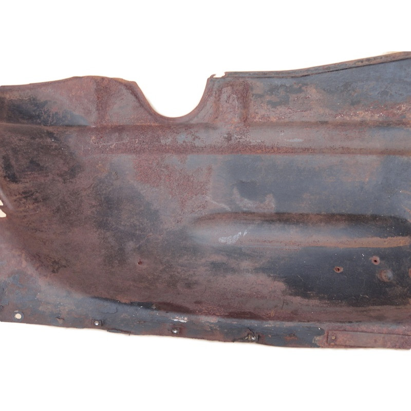 Saia Interna Paralama Esquerdo Caminhão Chevrolet 6400 Boca de Sapo 47 53 