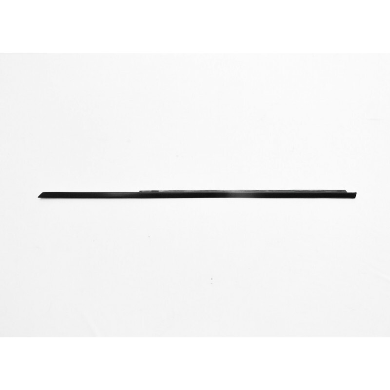 Friso Pestana Externo Esquerdo Caravan Preto Reprodução Novo 