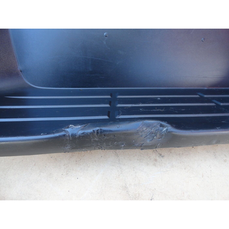 Pisadeira Central Parachoque Traseiro Toyota Hilux 2016 a 2021