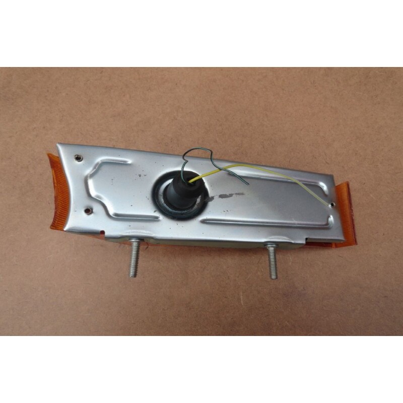 Pisca Lanterna Dianteira Esquerda F-100, F-1000, F-4000 1972 à 1992 Nova