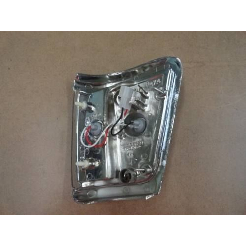 Pisca Superior Hilux 4x4 SR-5 93 à 01 Direito