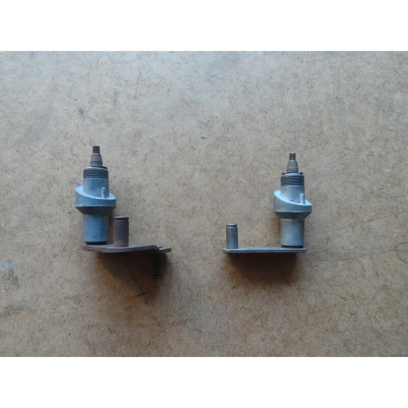 Pivô Limpador do Parabrisa Rural e F-75 64 á 67 Par Novo