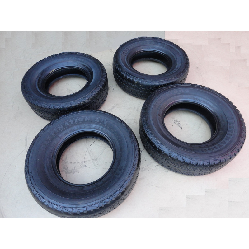 Pneu Firestone Destination A/T 255 75 15 Aro 15 Usado - Jogo