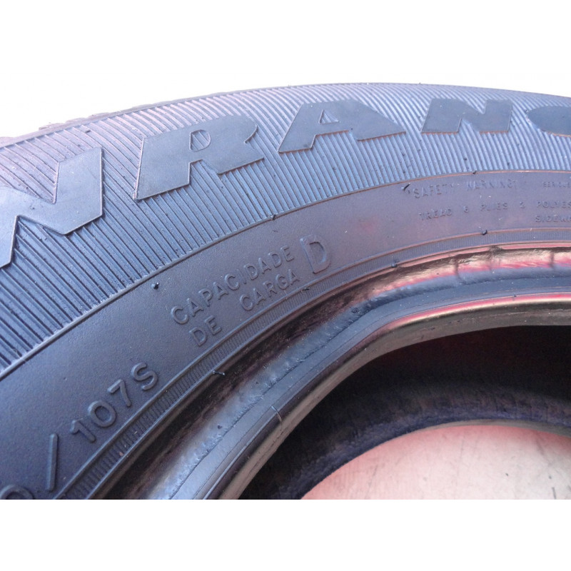 Pneu Goodyear Wrangler SR-A 235/70/16 Aro 16 Usado