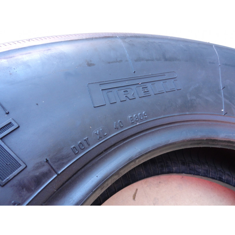 Pneu Pirelli Scorpion A/T 265 70 R16 Aro 16 Usado Riscado