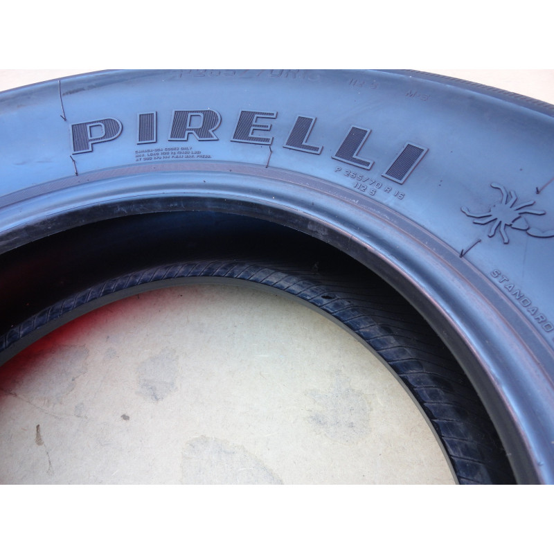 Pneu Pirelli Scorpion A/T 265 70 R16 Aro 16 Usado Riscado