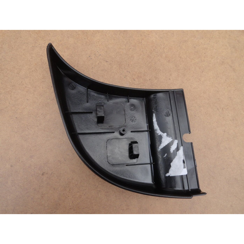 Ponteira Direita do Parachoque Traseiro Hilux Dupla 06 à 15