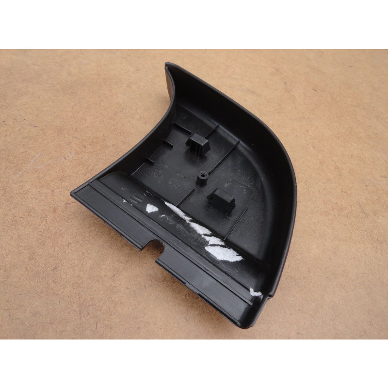 Ponteira Esquerda do Parachoque Traseiro Hilux Dupla 06 à 15