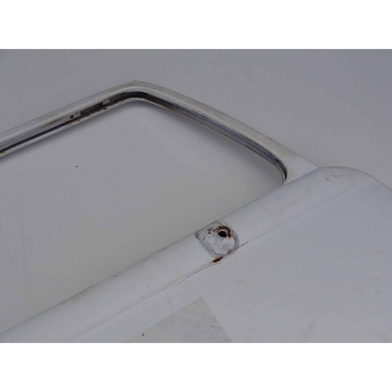 Porta Dianteira Direita Vw Kombi 1997 a 2013 Original Usado