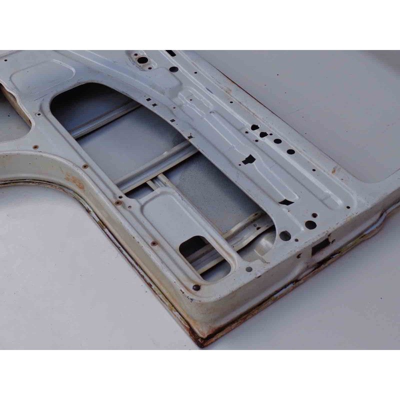 Porta Dianteira Direita Vw Kombi 1997 a 2013 Original Usado