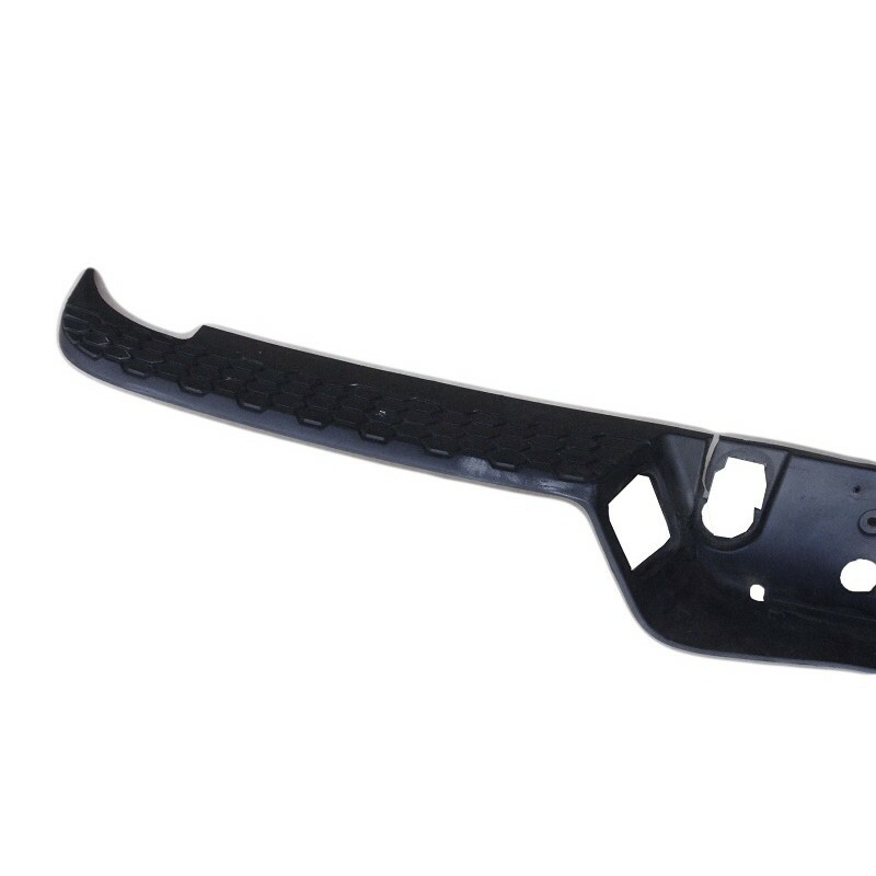 Pisadeira Protetor Parachoque Traseiro Dodge RAM 12 à 18 Original Quebrado