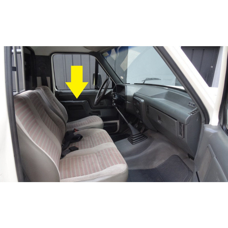 Puxador Porta Apoia Braço F-1000 1993 a 1998 Esquerdo