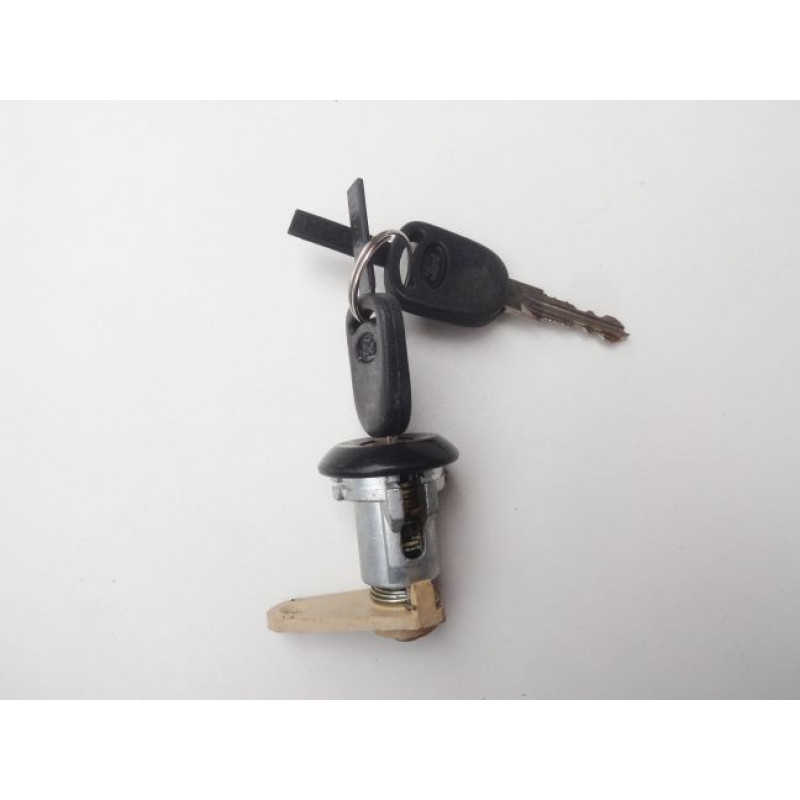 Cilindro Miolo Porta Direita Escort Verona Até 92 Original Novo