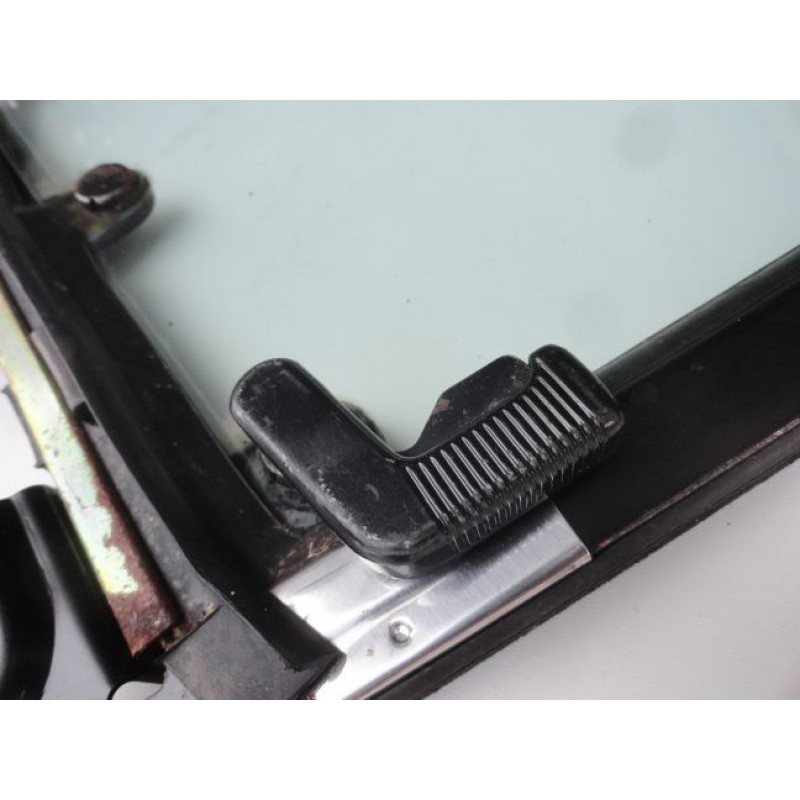 Quadro Quebra Vento Direito Monza Hatch Até 85 Verde Original