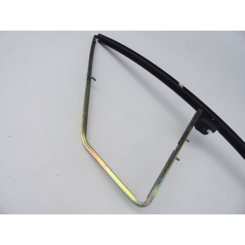 Quadro Quebra Vento Esquerdo Monza Hatch Até 85 Original Novo