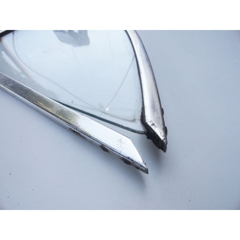 Janela Lateral Traseira Móvel Basculante Vw Sp2 Original Par