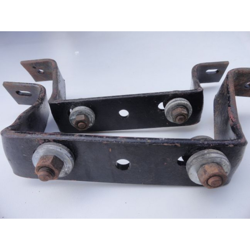 Suporte Central Parachoque Traseiro Dodge Dart Até 78 - Par